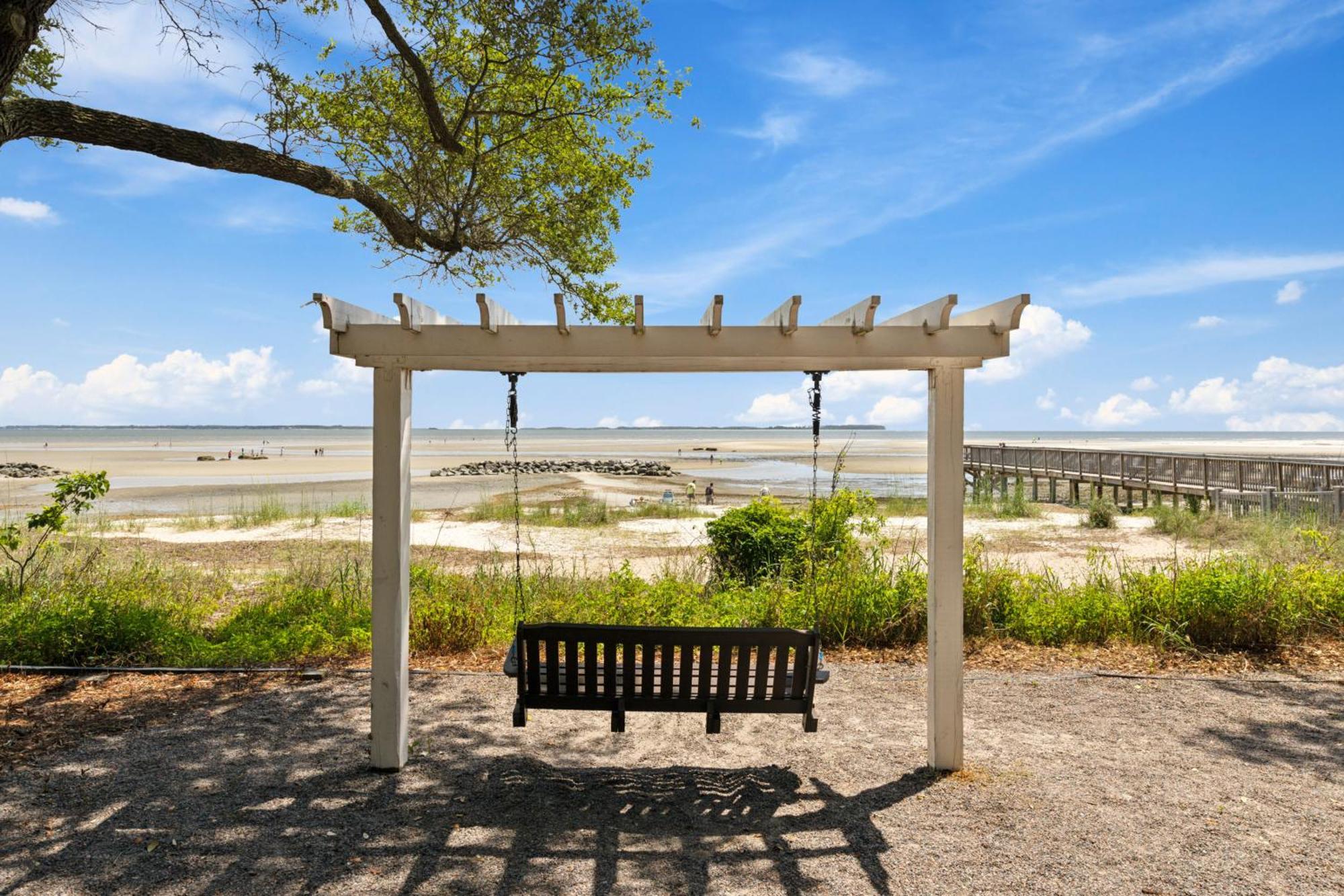 Peaceful Treetop - 2br/2ba Apartment Hilton Head Island
